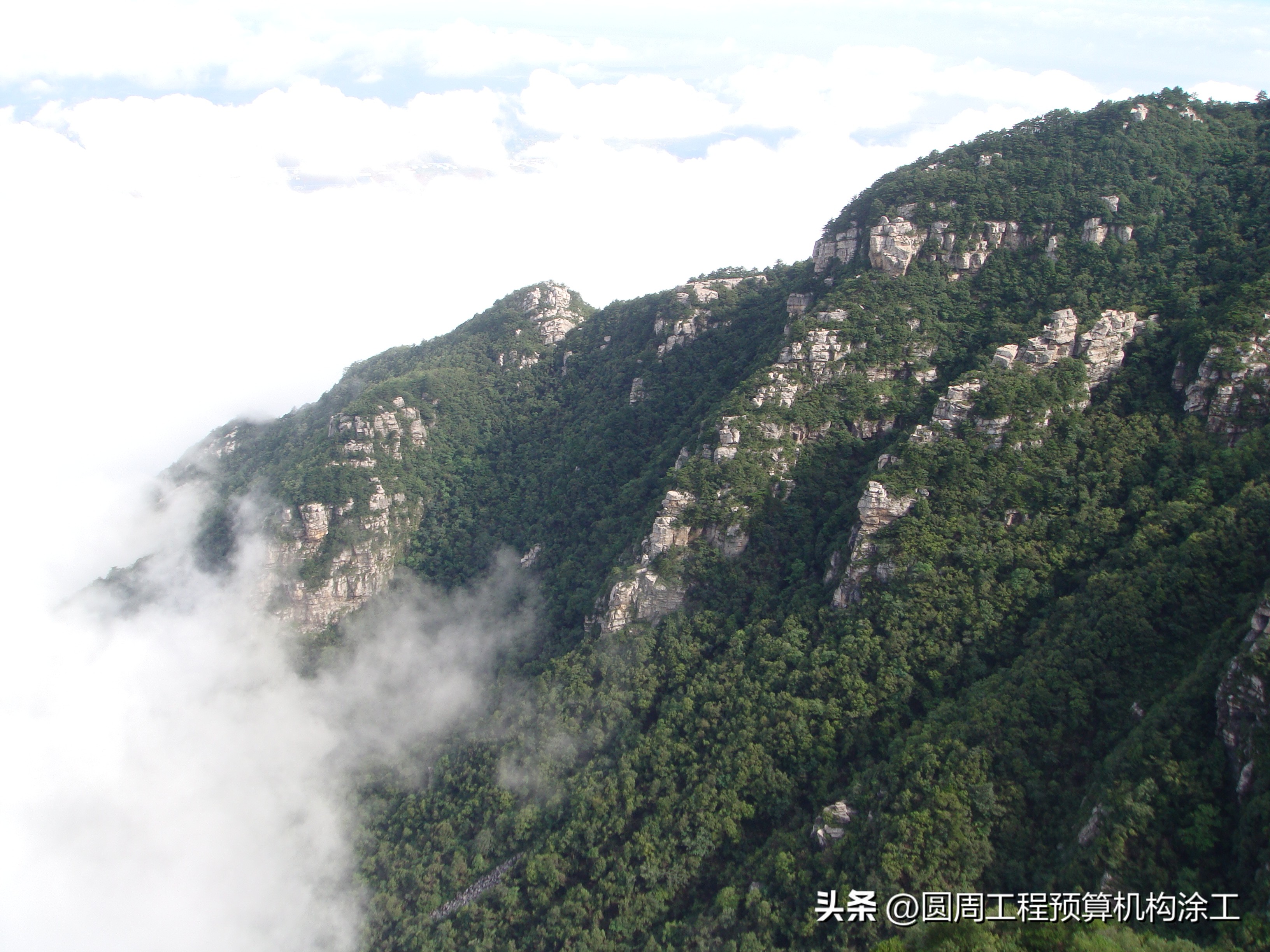 一览众山小前一句是什么,览众山历史