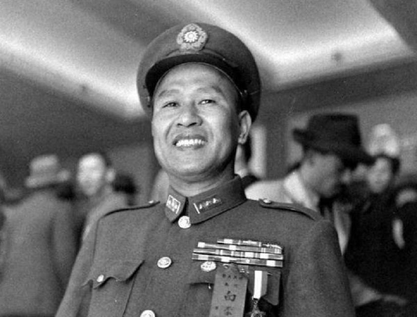 李克农遇国军上校，打了个招呼，周总理怒批李：他若暴露，你负责