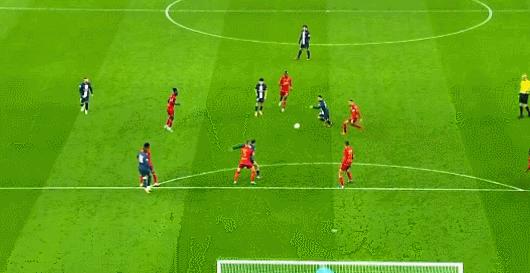 梅西大巴黎首粒进球波帅,梅西任意球绝杀里尔巴黎教练