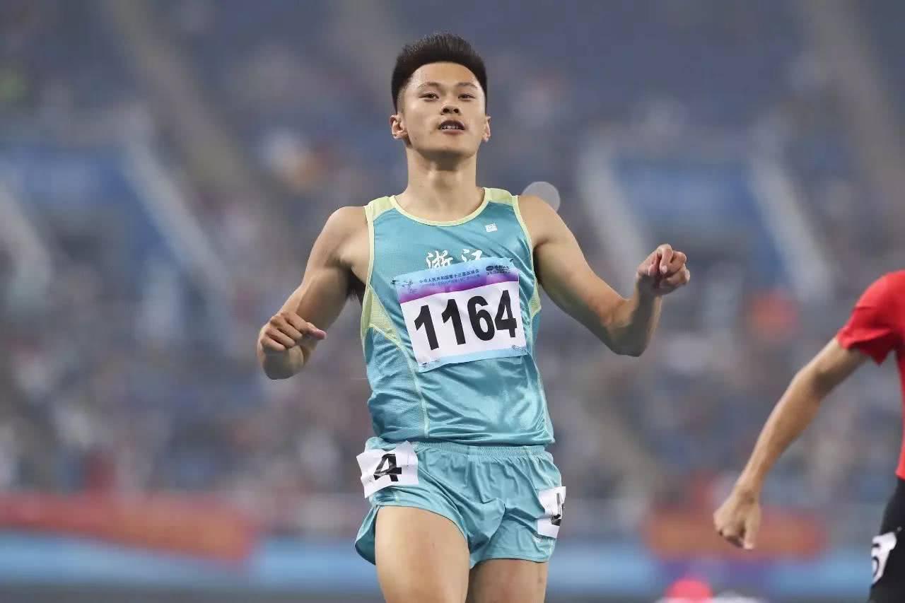 200米短跑怎么跑快,田径短跑训练方法200米