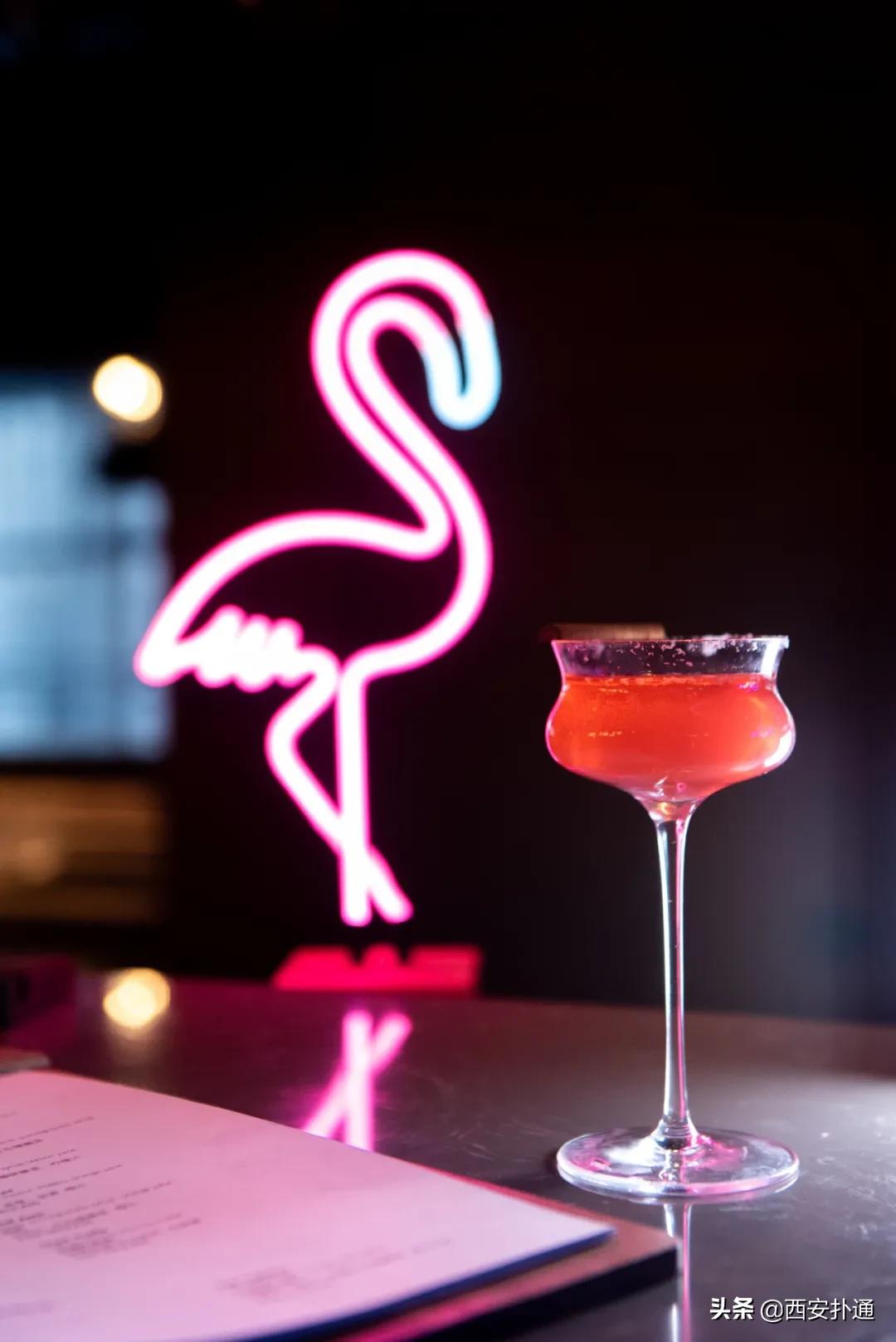 “伪装”成酒店的酒吧登陆西安,只用来睡觉可太亏了