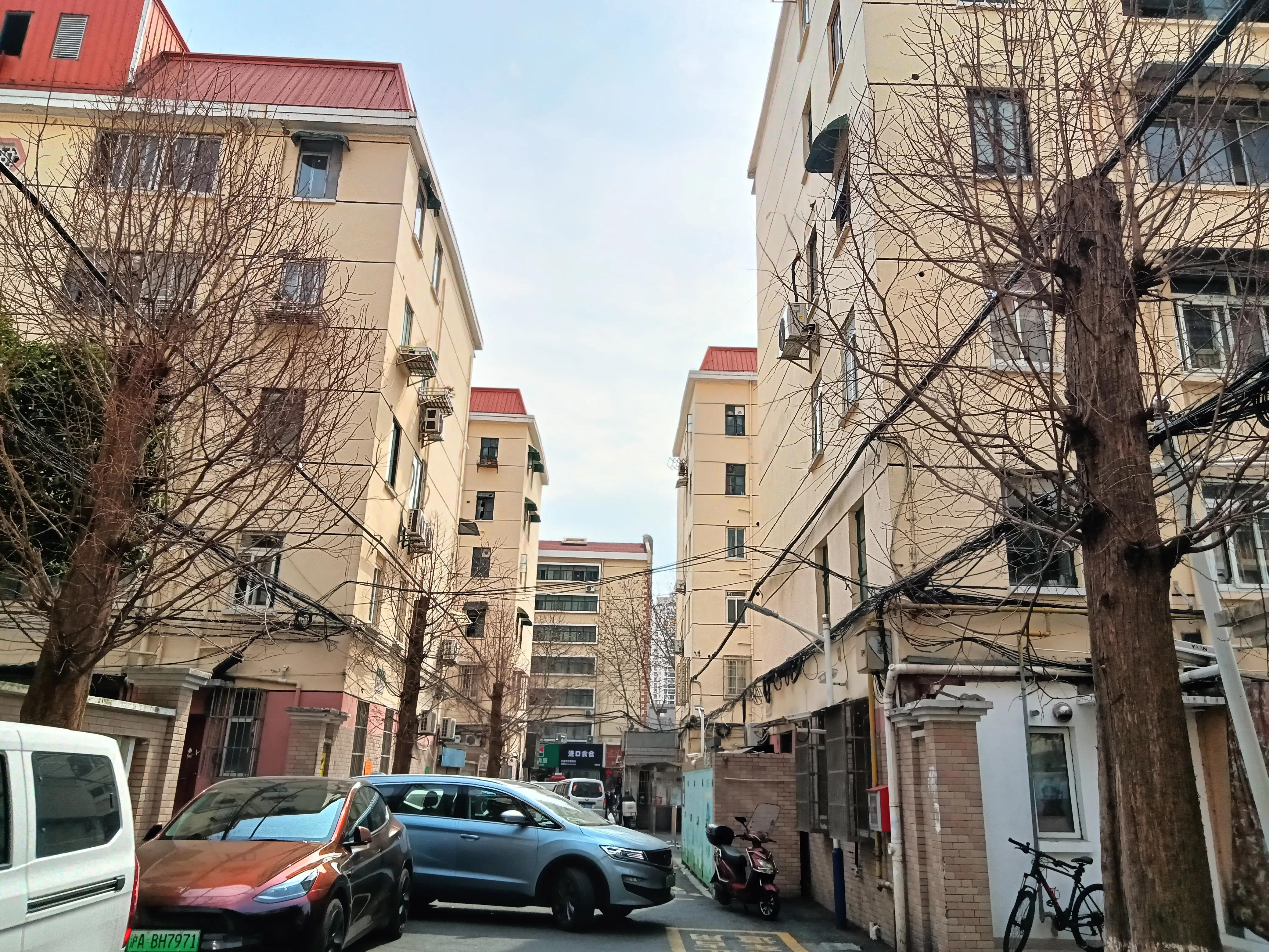 上海陆家嘴老破小价格,上海陆家嘴的老破小为什么不拆