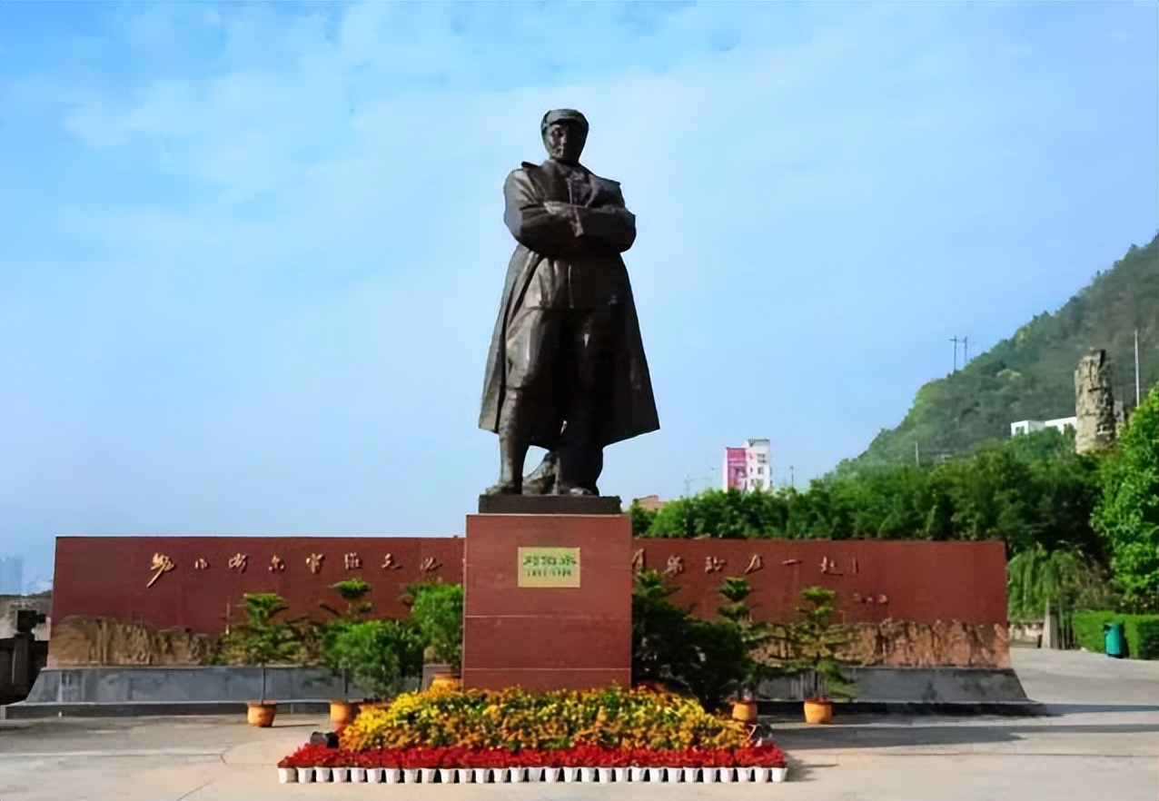 十大元帅只有四位长眠八宝山其余六位也不是全都魂归故里