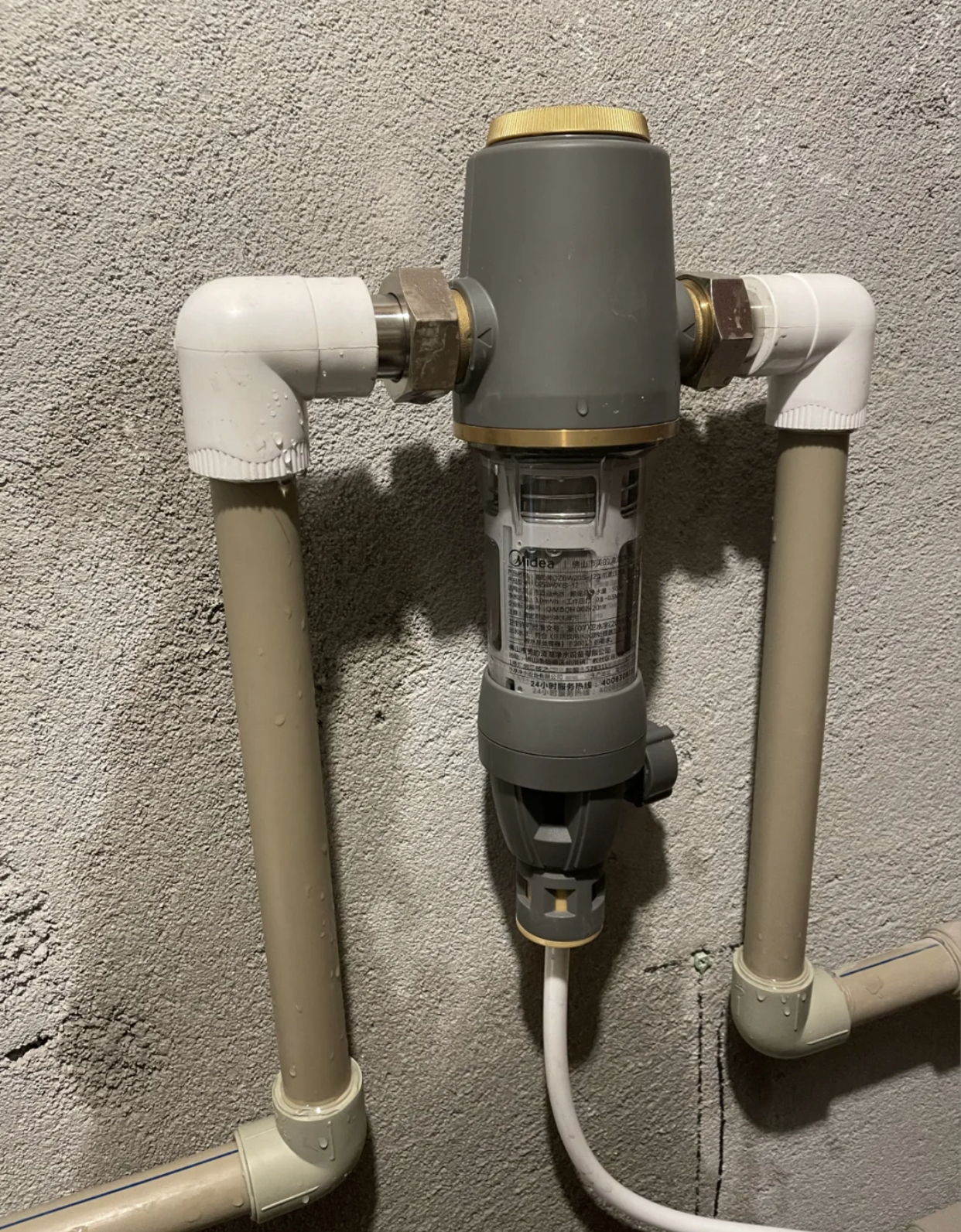 桶装水干净还是净水器的水干净,净水器的水干净还是桶装水干净