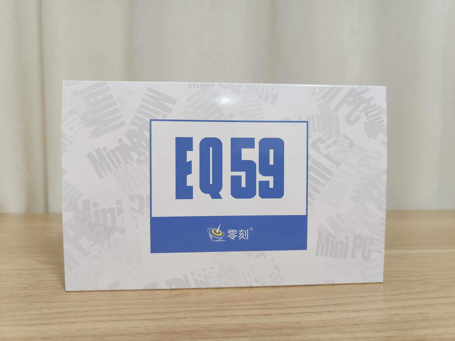 电脑主机也能装包入袋？不足千元的零刻EQ59迷你主机值不值得入手