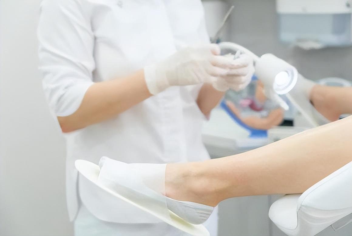 裤子脱了检查出什么问题,裤子脱到膝盖的检查