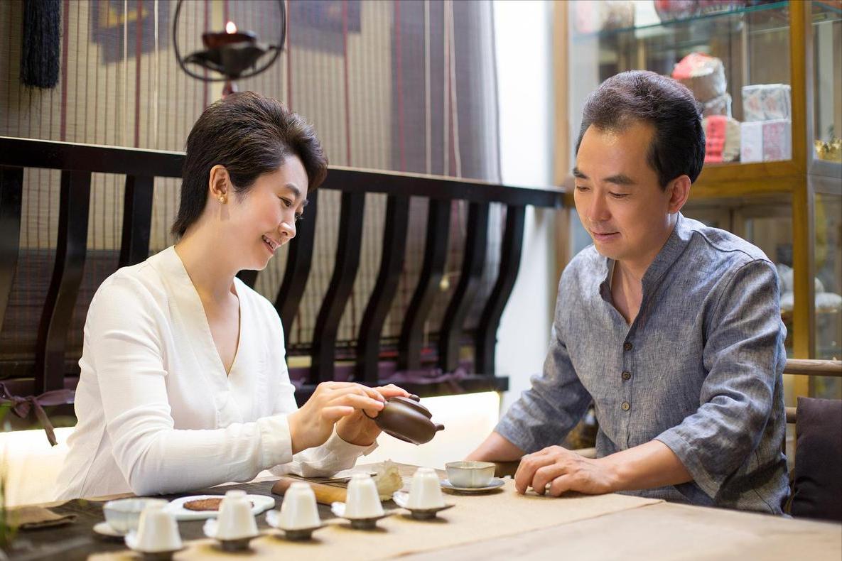 若已经过了45，建议别亏待自己！多喝3种“温性茶”，茶香营养多