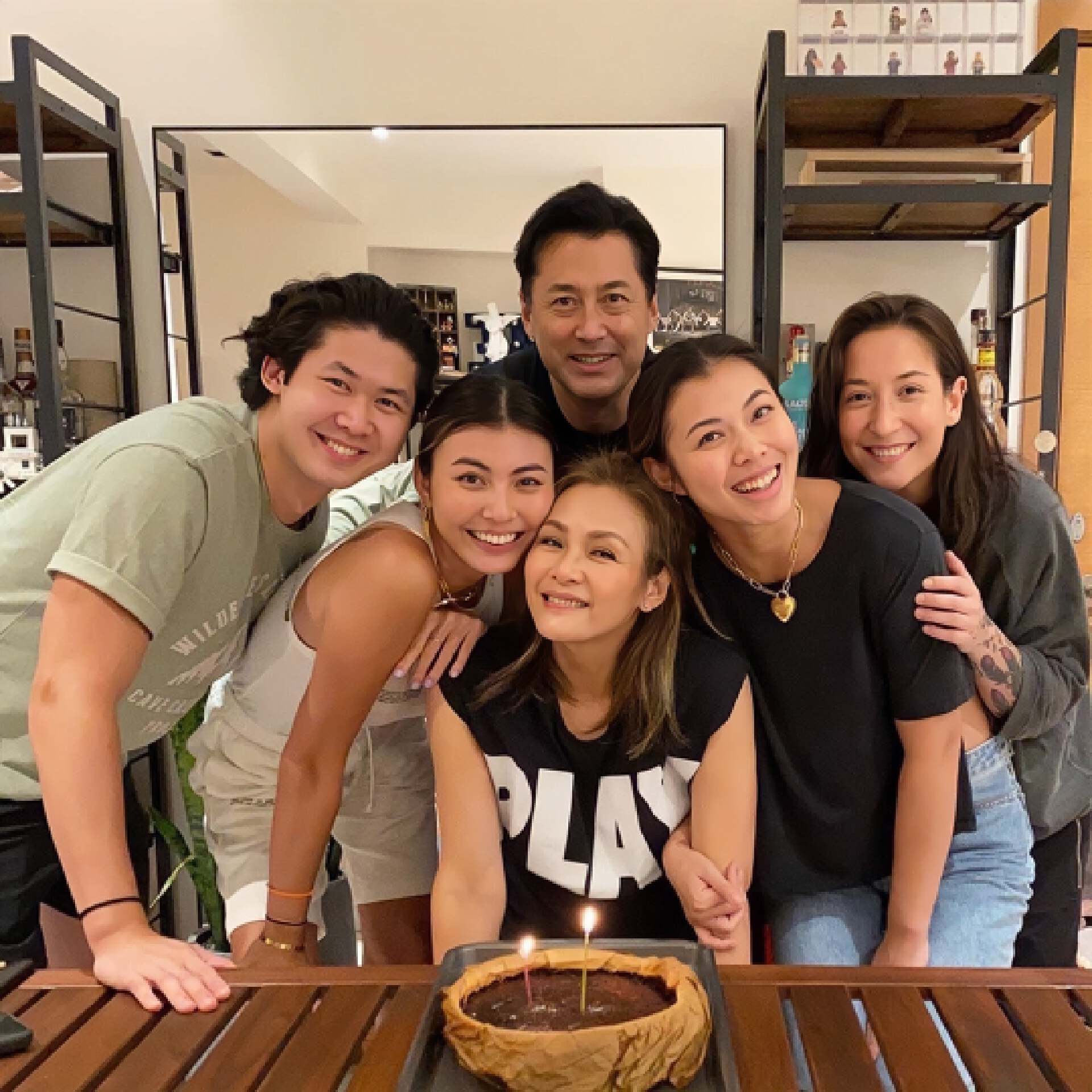 香港第一个进入好莱坞男明星,好莱坞星二代在香港