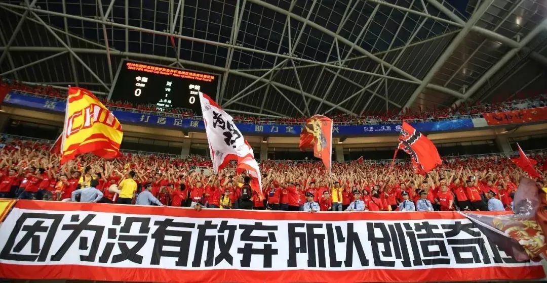 替补席跟球员技术犯规怎么判,替补席的技术犯规怎么宣判