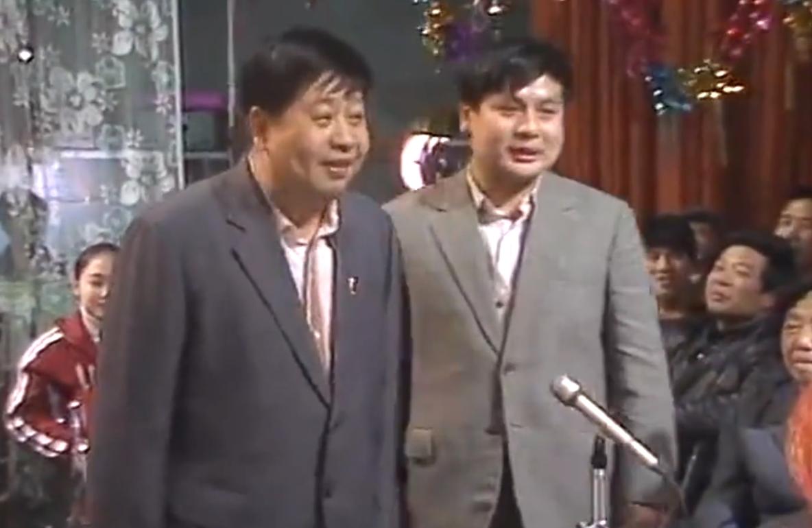 春晚现场吃鸡,39年前春晚