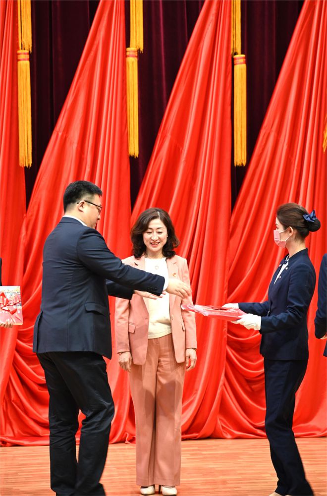 青岛启元学校10年校庆,青岛启元学校成绩