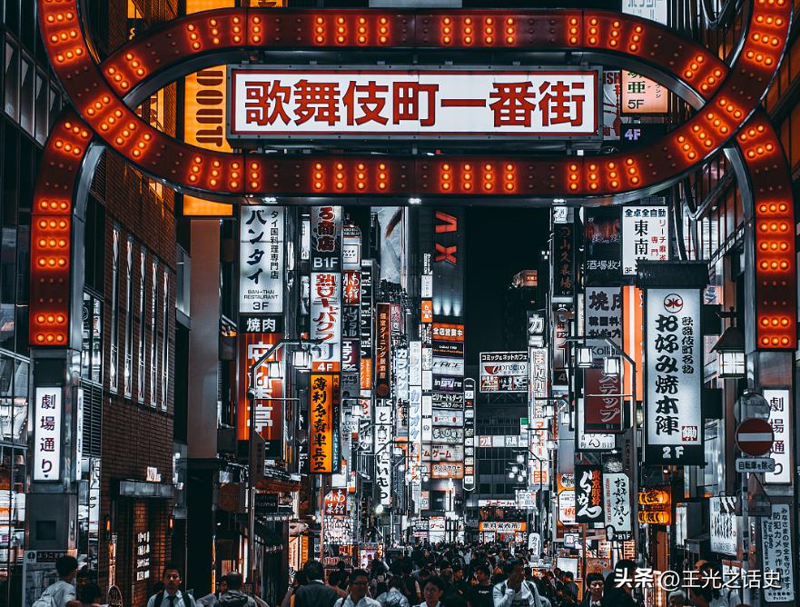 “逼良为娼”还是“自愿下海”？AV行业是如何压迫日本女性的