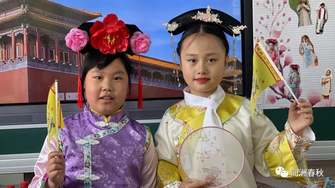 首届56个民族服饰创意大赛,五十六个民族服饰展介绍