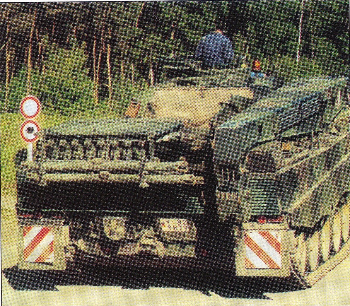 现代德国陆军装备车辆,德国陆军装甲师军标