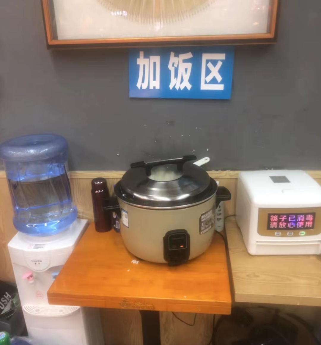 16元自助快餐盒饭,16元自助快餐有哪些菜品