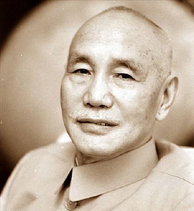 如果蒋介石带台湾回归,会得到什么官位?周总理的承诺震惊世界