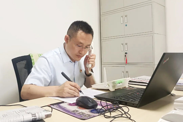 农商银行党建统领服务新市民,农商银行党支部党建引领促发展