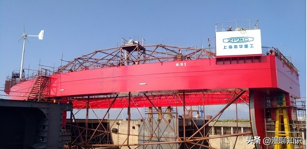 中国港机畅销中东港口,港机之王