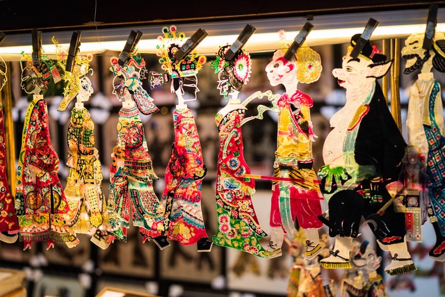 五一过后摆地摊的迎来大商机,五一广场摆摊赚钱吗