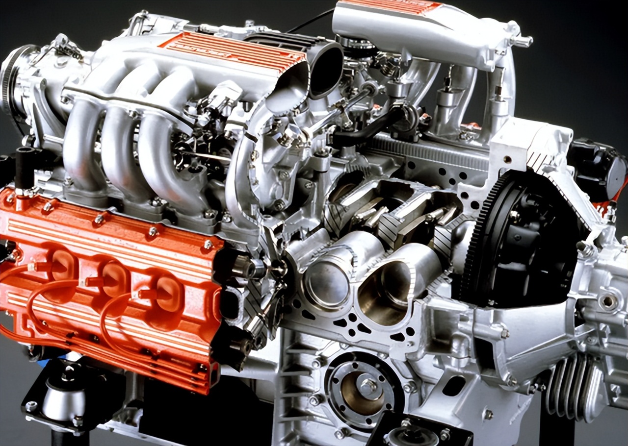 六缸和四缸发动机差距大吗,6缸2.5与4缸2.5有何区别