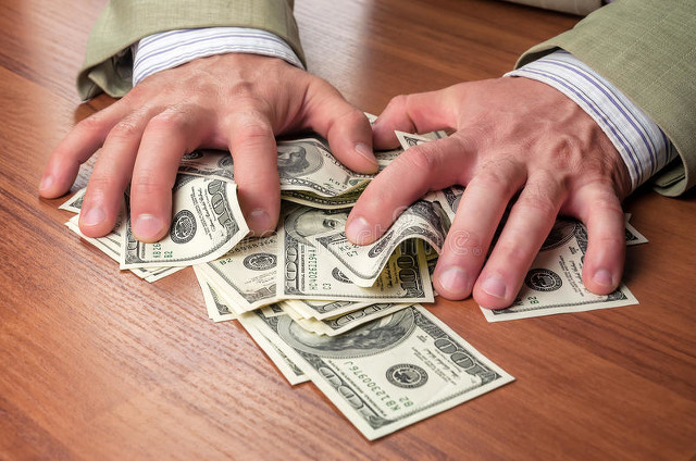 黄金期货与黄金股票,黄金期货跟黄金现货的区别