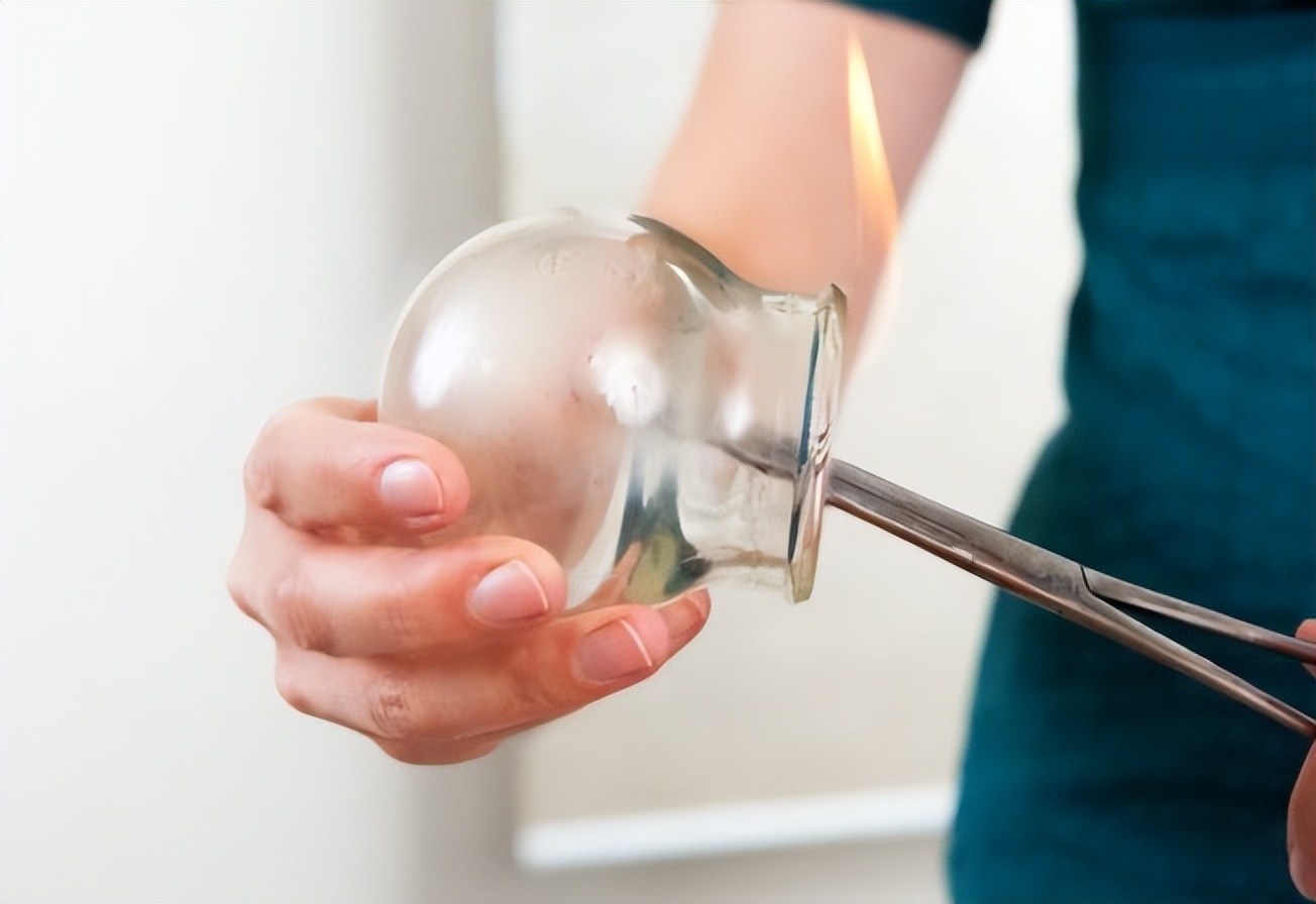 老人洗澡猝死警方提示,老人洗浴店泡澡猝死后续