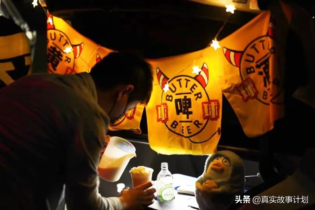 鍖椾含鎽嗘憡鐨勪汉瓒婃潵瓒婂,鍖椾含鎽嗘憡鐪熷疄鎰熷彈