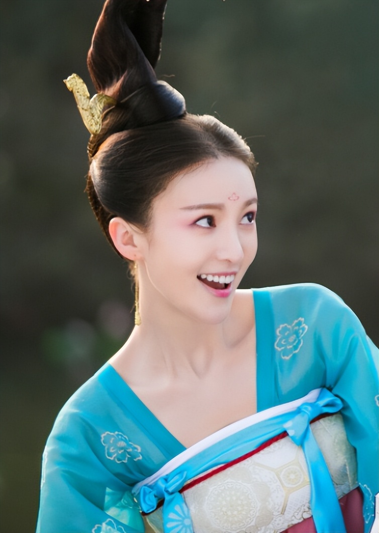 金晨瘦成纸片人现状,金晨看起来好干净