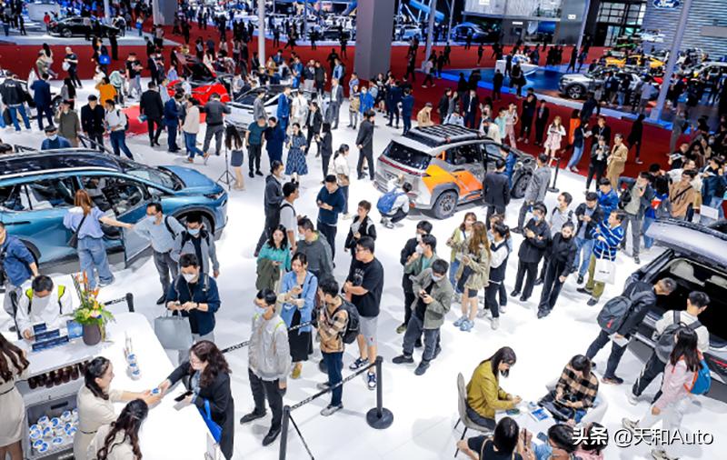 想买的买不了、不想买的没限制,北大国发院院长称该取消限购