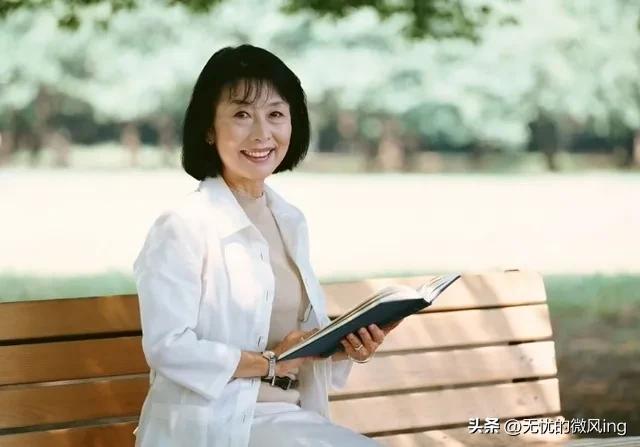 婶娘给宝宝买衣服软文,婶子给小孩买衣服的寓意