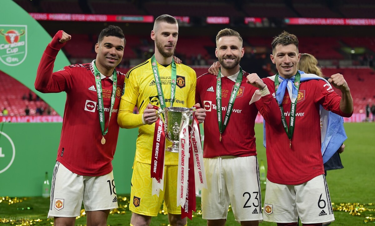 曼联夺冠曼联歌响起,曼联联赛杯夺冠庆典