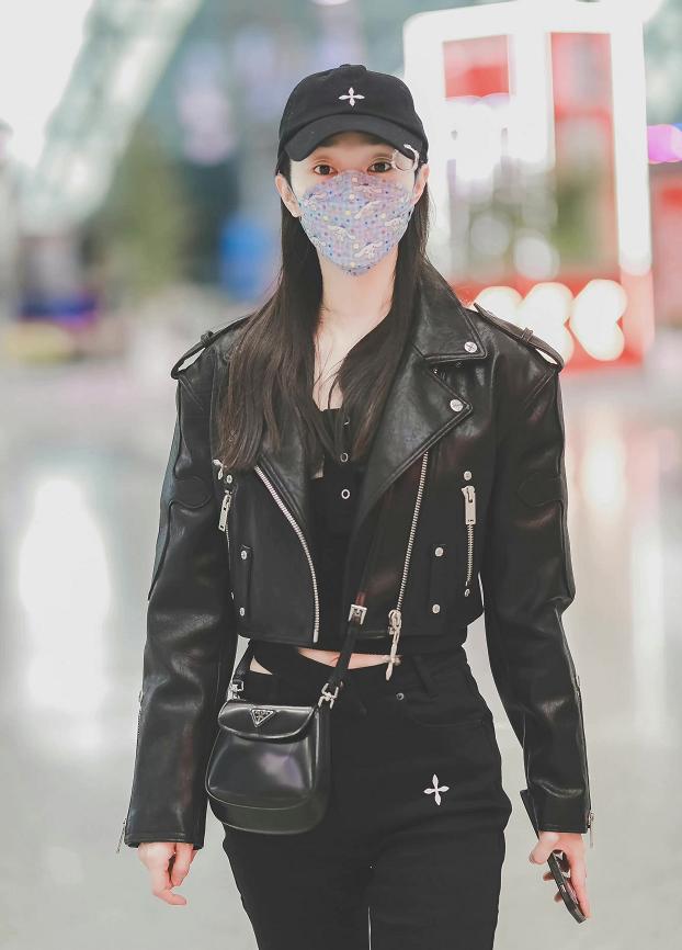 吴宣仪同款包,吴宣仪同款包包