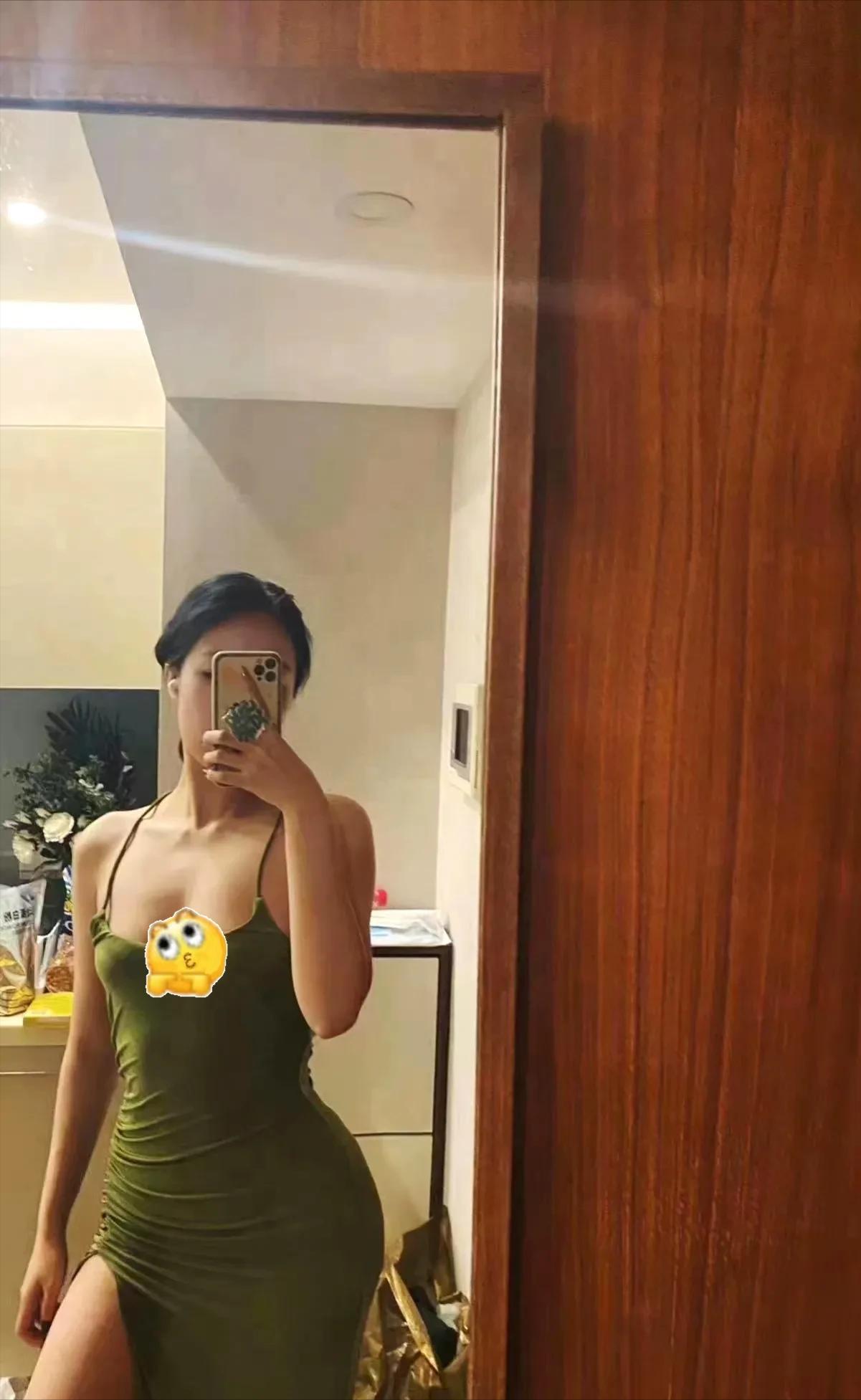 一个月花八九万，中石油“小三”董小姐，“*裤底**”都快被扒光了