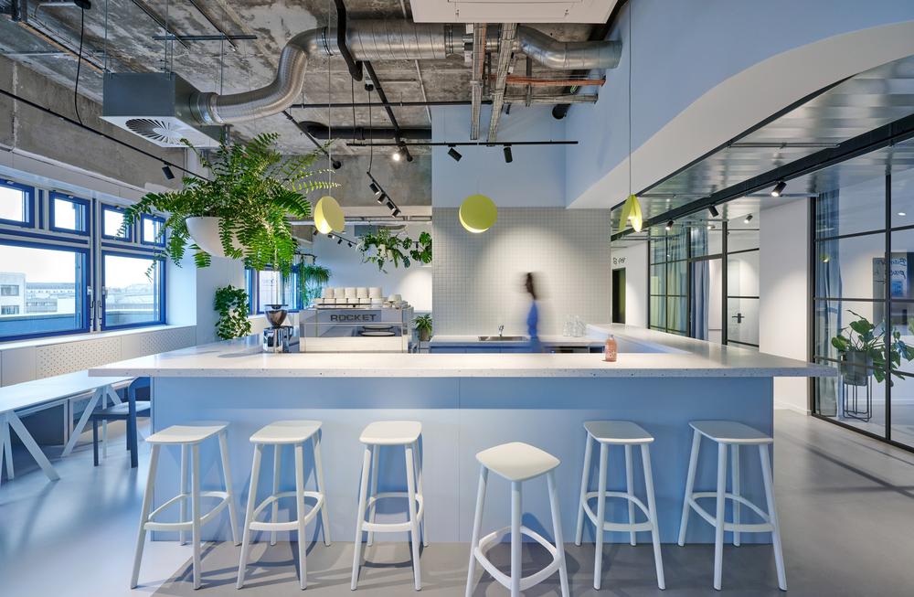 玫粉工业风Bazaart百色特特拉维夫办公设计欣赏