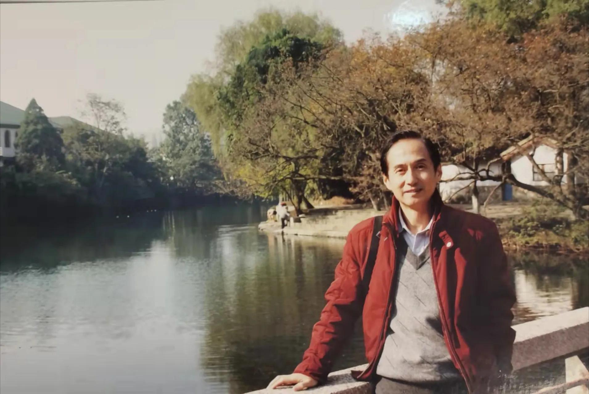 金科《出差•读书•买书》“78级同窗散文三人行”系列35