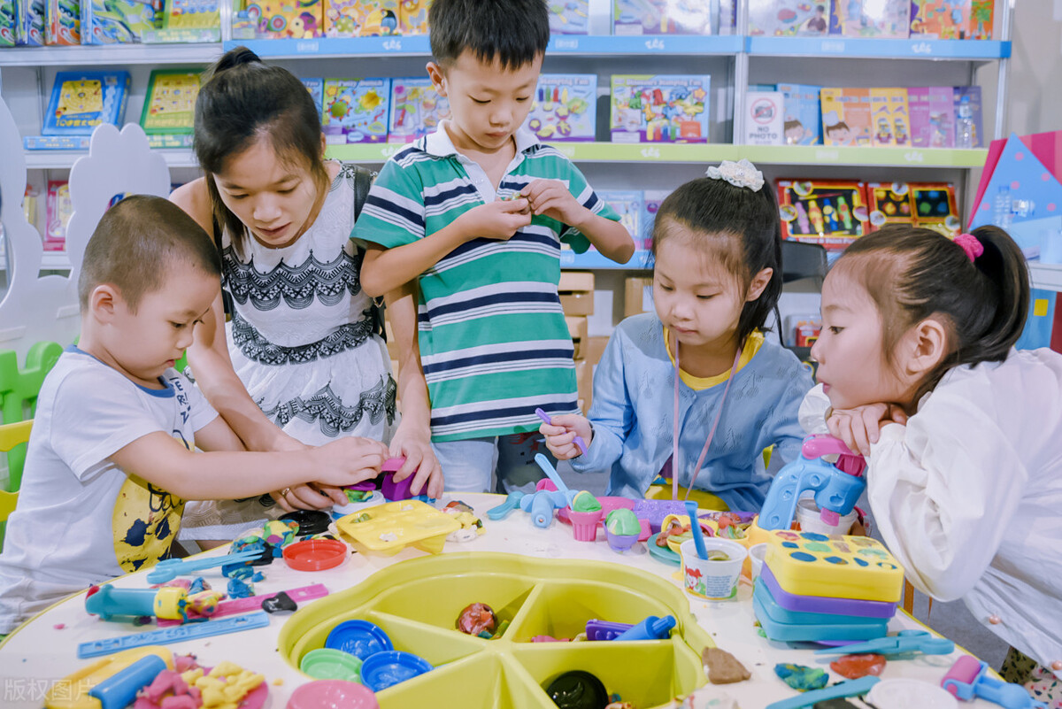 玩具租赁店的经营模式,智慧鸟玩具租赁店加盟