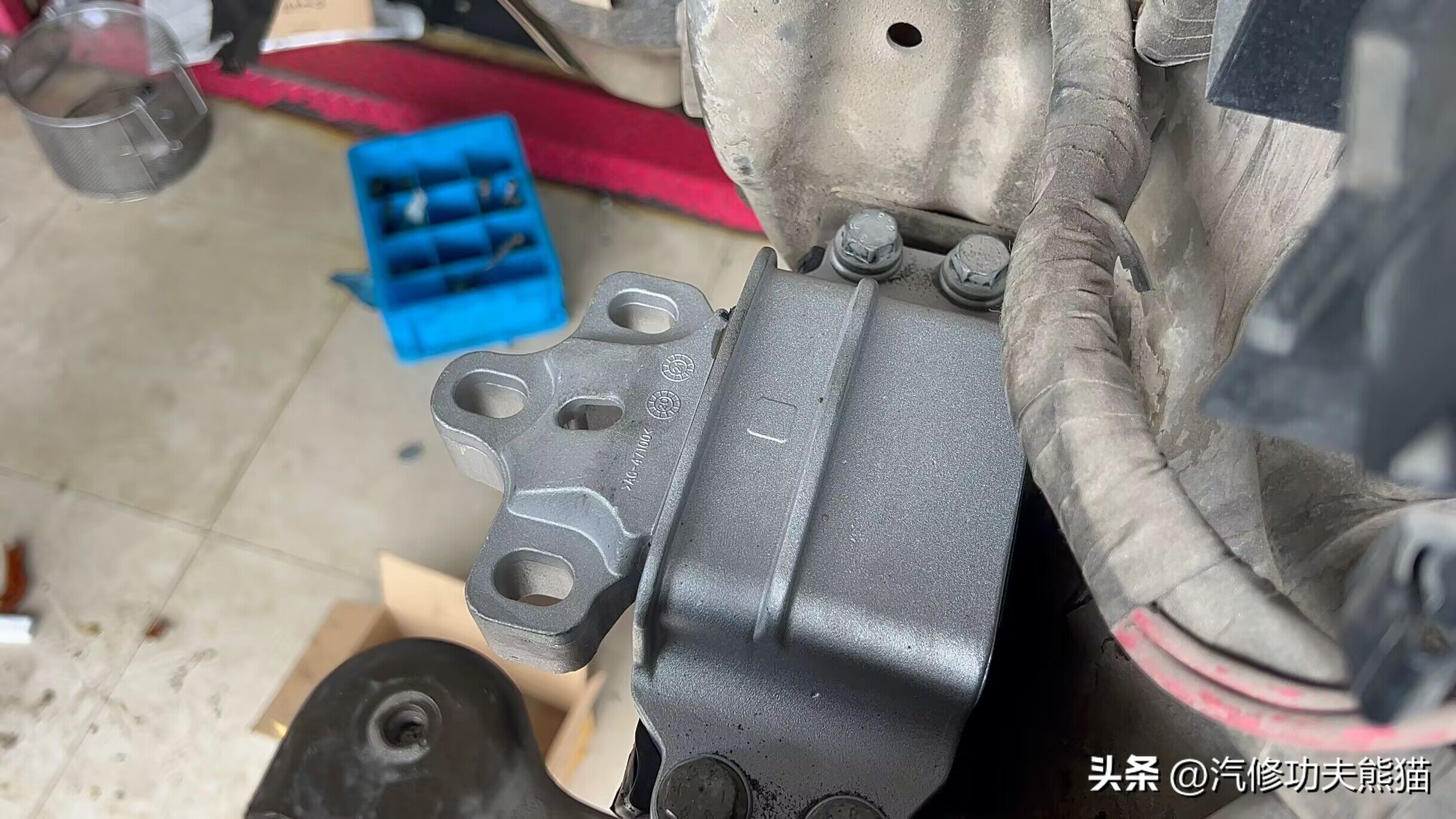 奥迪q3修车,奥迪q3烧机油大修发动机