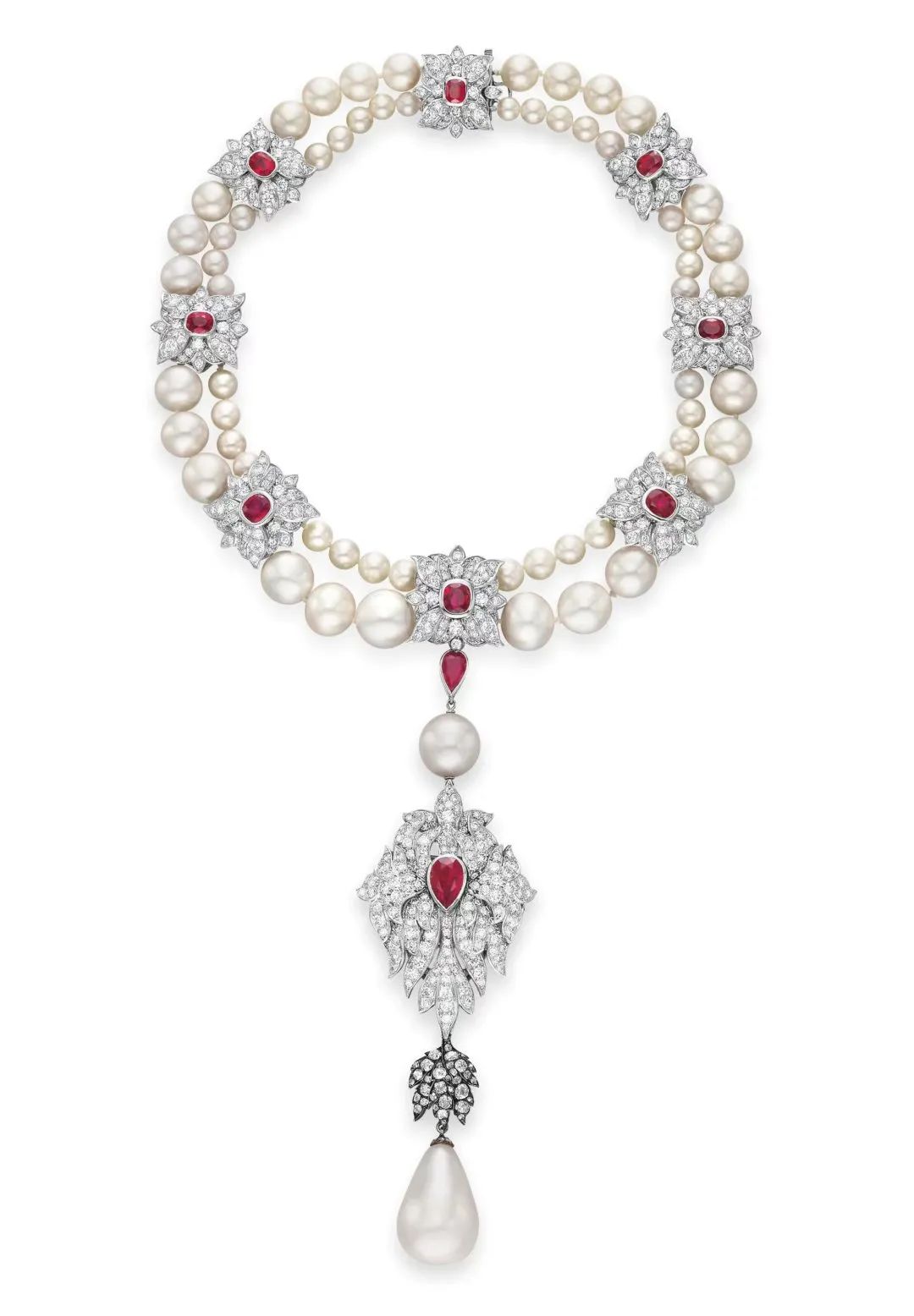 珍珠大家族“人才辈出”!哪一颗最适配你的春装Look?