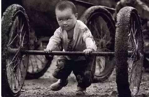 20张珍贵老照片图片,50张老照片里的旧时光