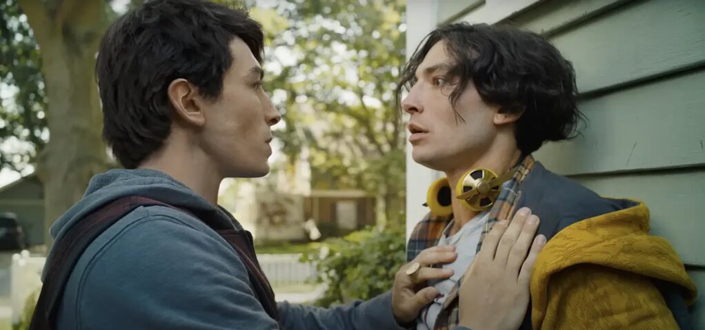 dc闪电侠一口气看完,如何看待闪电侠第一季