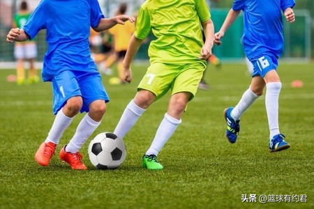 u15决赛发生冲突球员追打裁判,u15比赛裁判