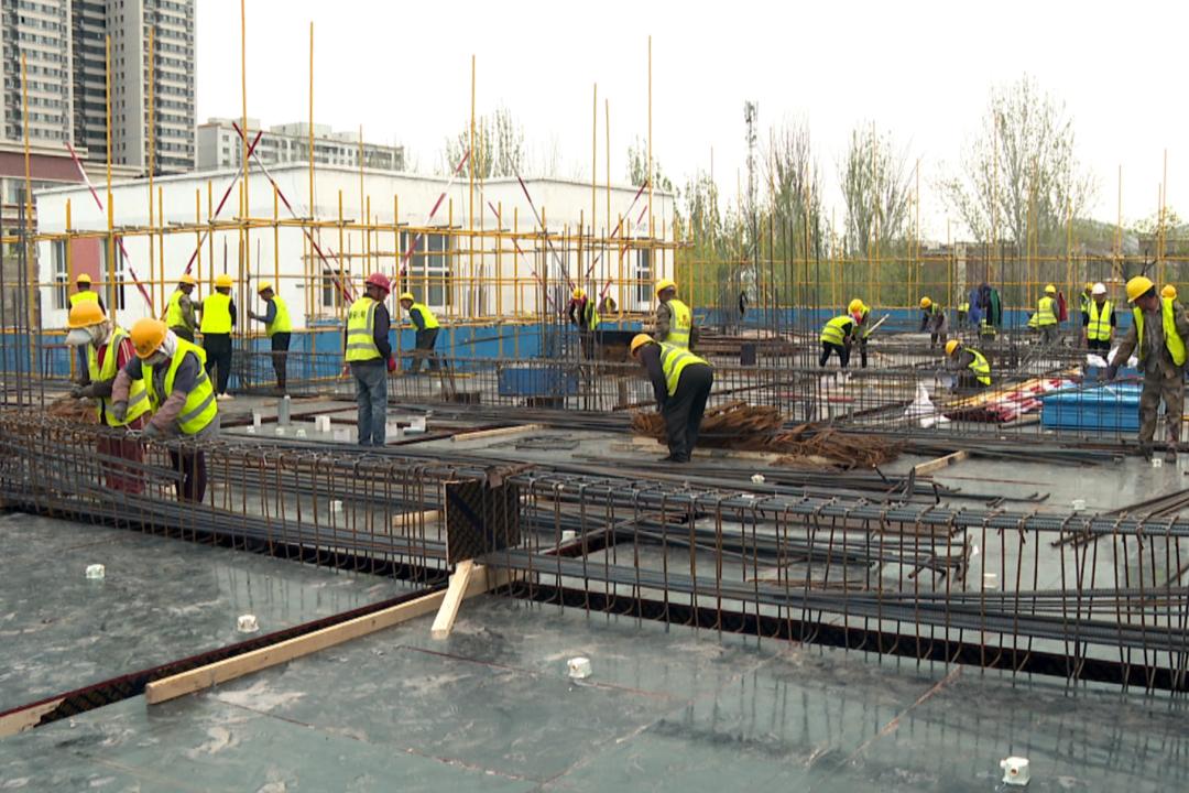 【贯彻落实师市*党**委“1+4+3+6”重点工作】蓄力加油“火车头”再添新动能——师市扎实开展“六抓”工作综述