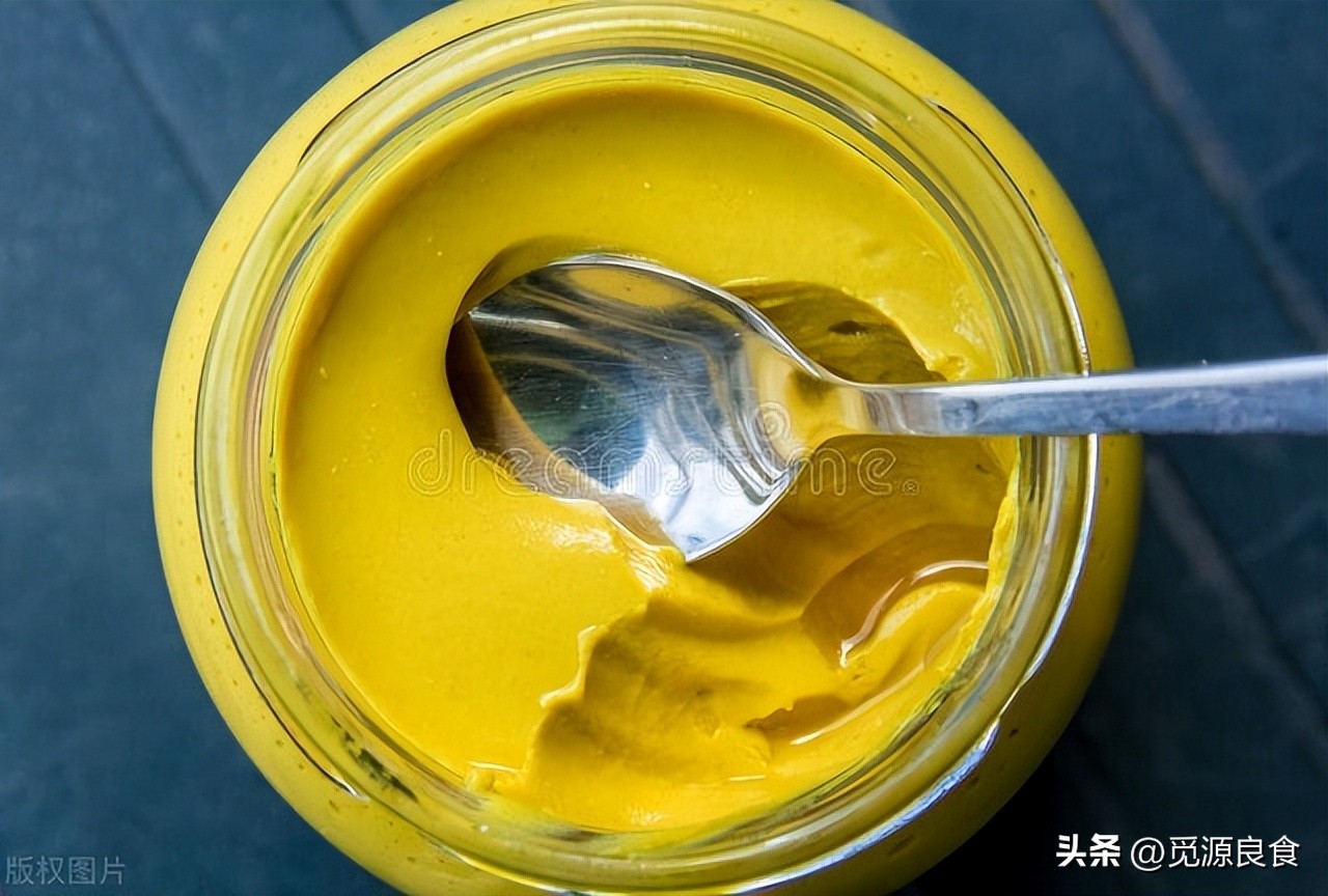 芥末是山葵的根做的吗,做芥末的辣根是什么