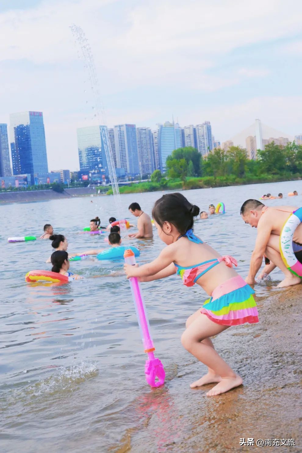 南充夏季哪里可以玩水,南充嘉陵江边哪里可以玩水