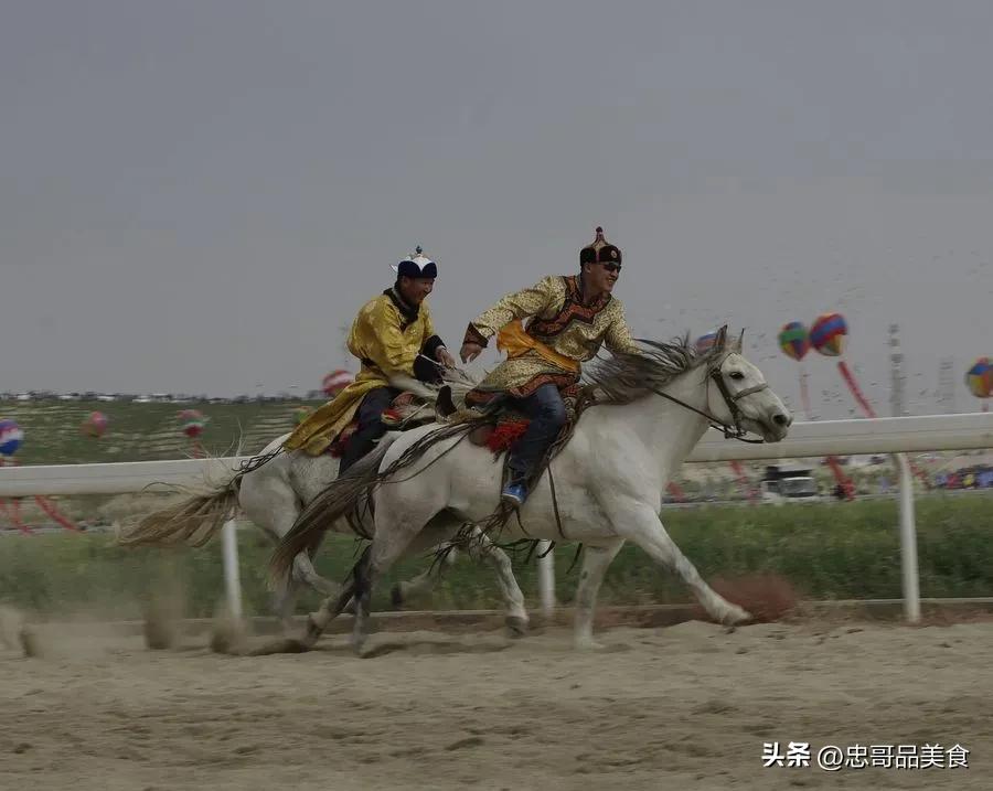 日落晚霞映照九曲十八弯,日落黄昏的九曲十八弯