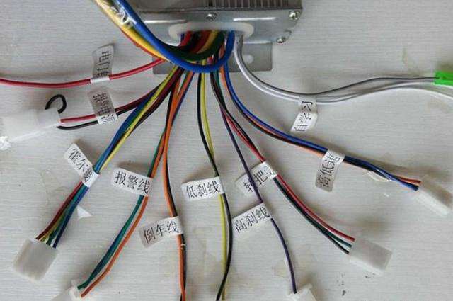 电动车有电但是一拧就断电,电动车有电一拧不走显示欠压