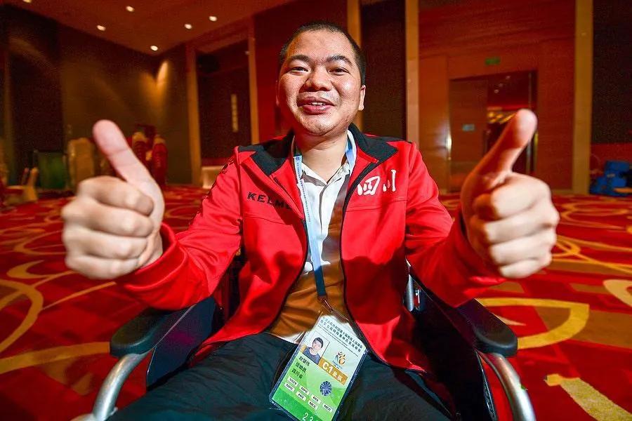 四川棋王赵攀伟,残疾棋王赵攀伟