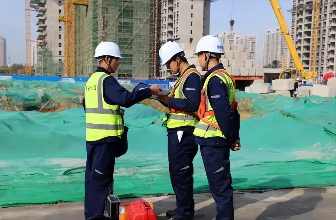 建设单位和施工单位有什么区别,施工单位与建设单位有什么区别