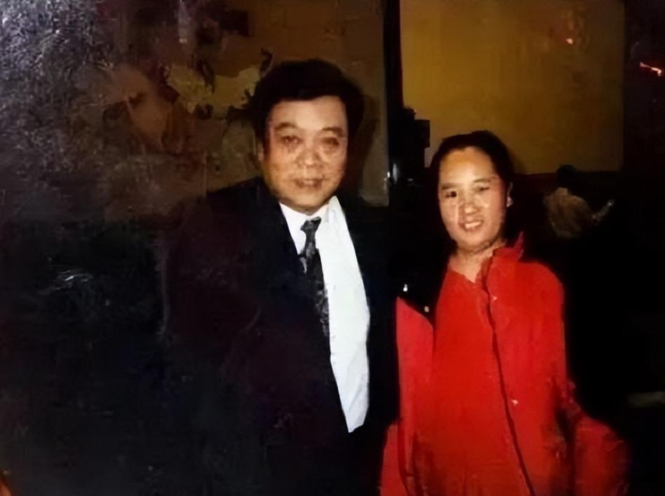 赵忠祥妻子张美珠近照曝光,赵忠祥妻子张美珠多少岁