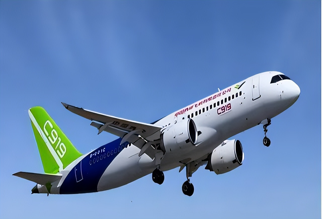 c919首次试飞圆满完成,c919首飞日本人的感受